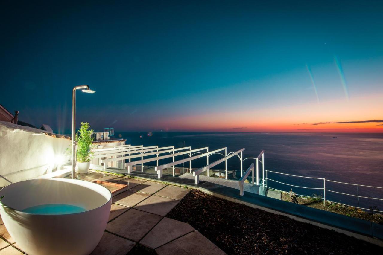 Villa La Tagliata Spectacular Jacuzzi Tub Amazing View And Private Parking Garage Positano Kültér fotó